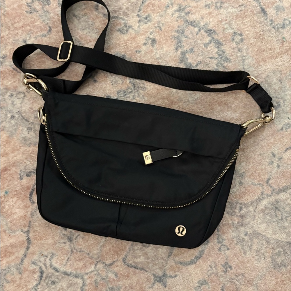 lululemon athletica Black Crossbody Bag with Gold Accents